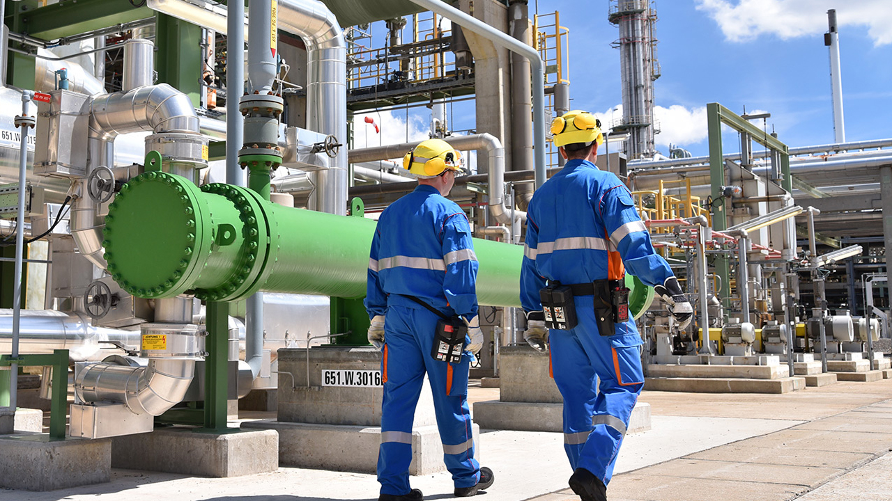 Convert Downtime to Uptime in the Chemicals Industry